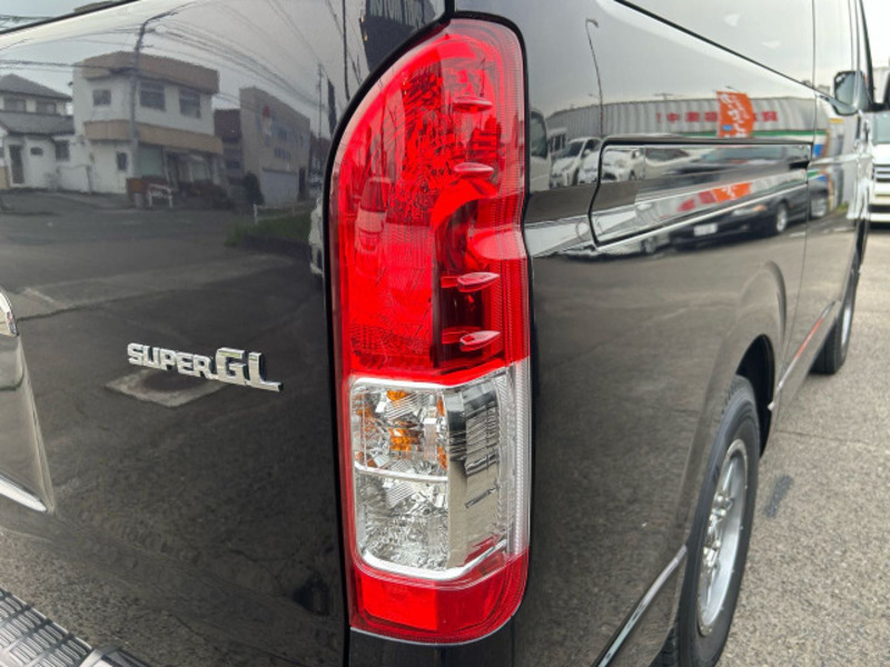 HIACE VAN-12