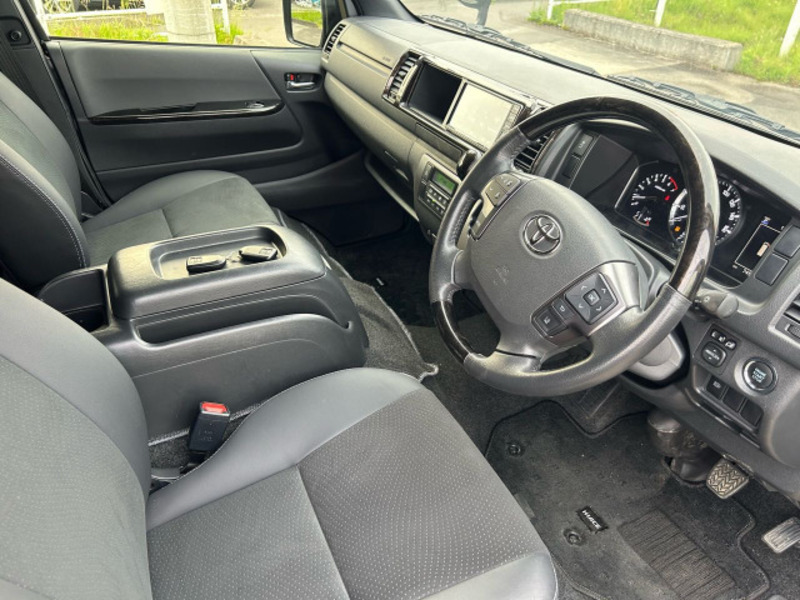 HIACE VAN-15