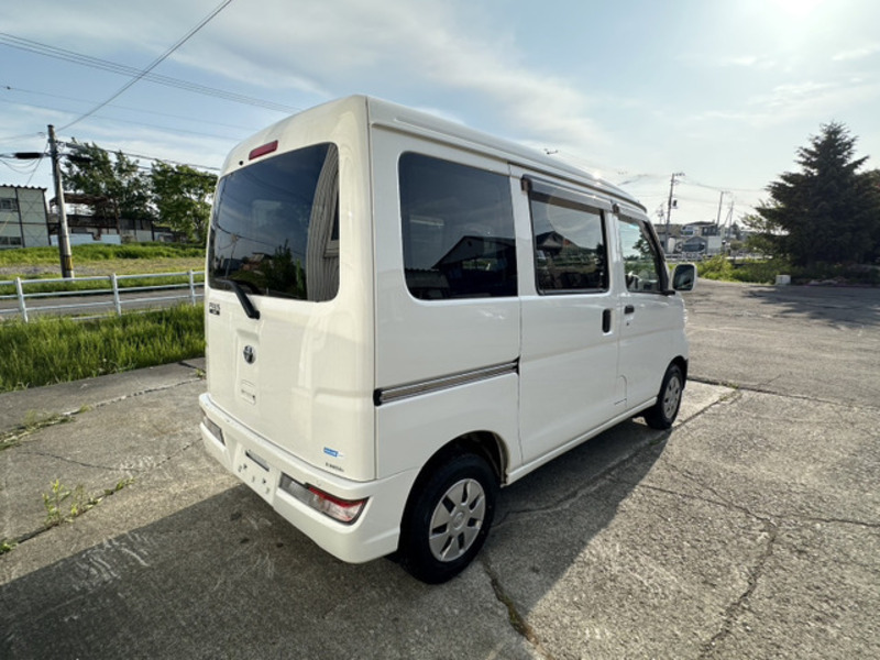 PIXIS VAN