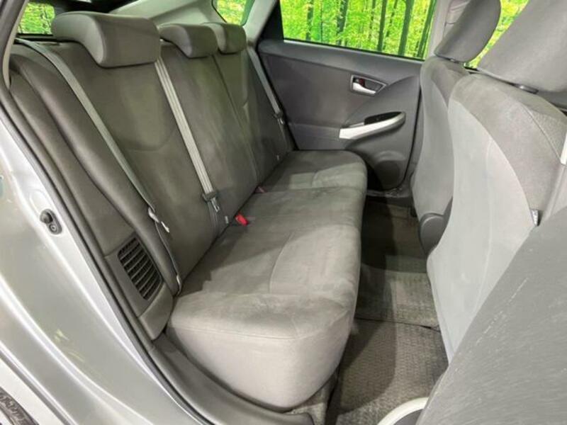 PRIUS-9