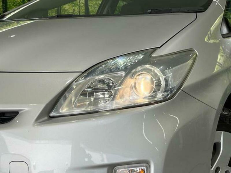 PRIUS-12