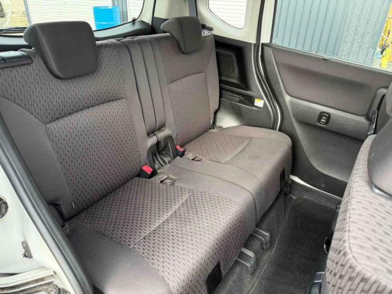 DELICA D2