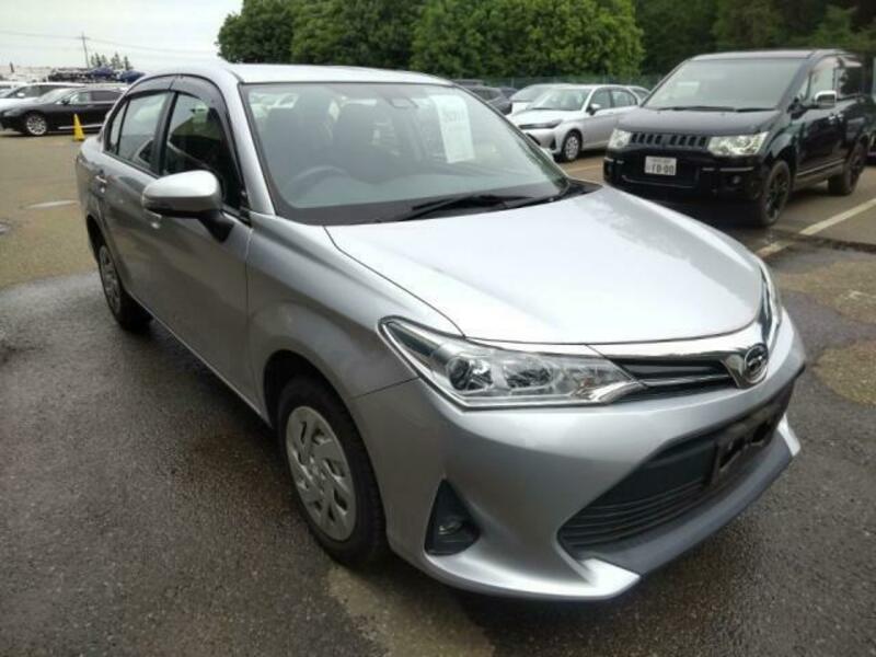 COROLLA AXIO