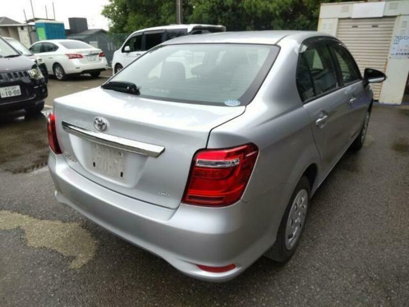 COROLLA AXIO
