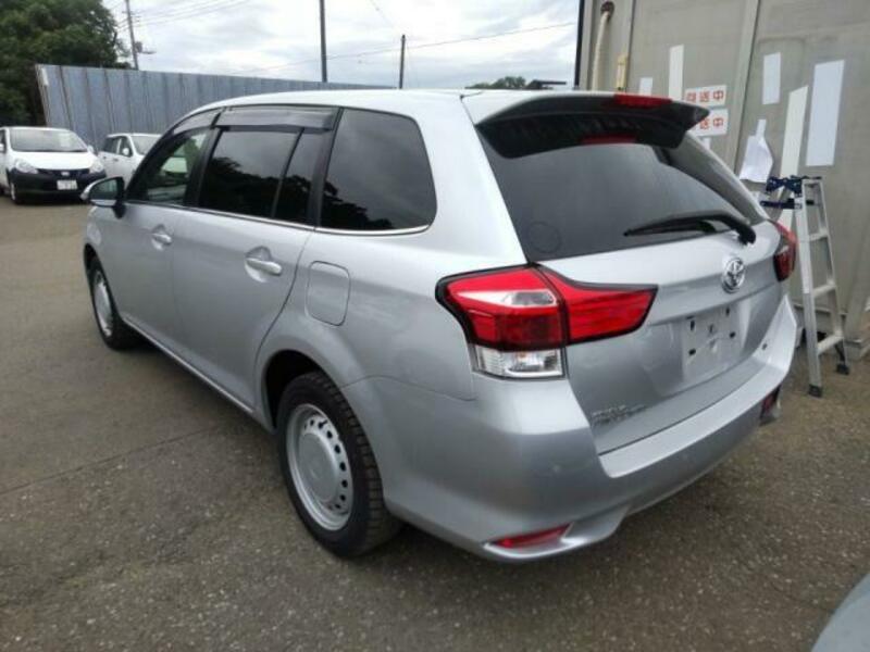 COROLLA FIELDER