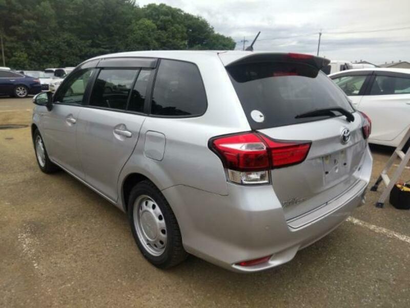 COROLLA FIELDER