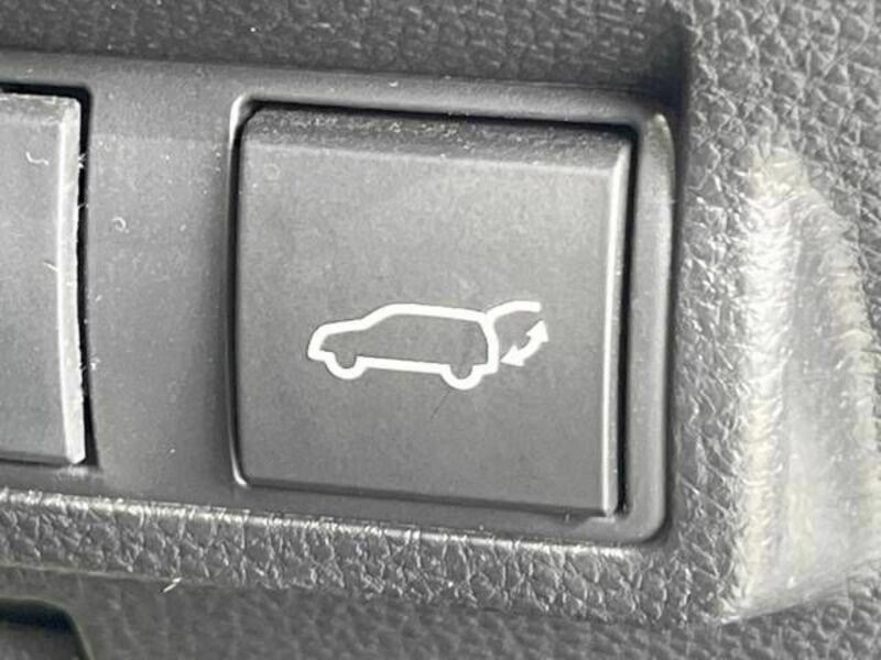 COROLLA CROSS