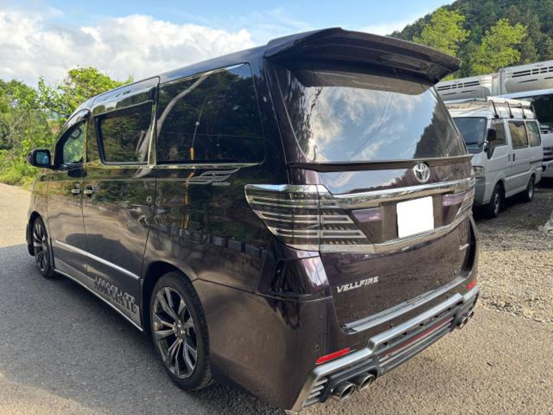 VELLFIRE