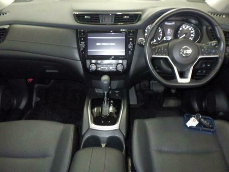 X-TRAIL-2