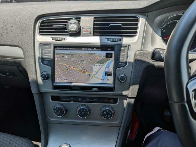 GOLF VARIANT