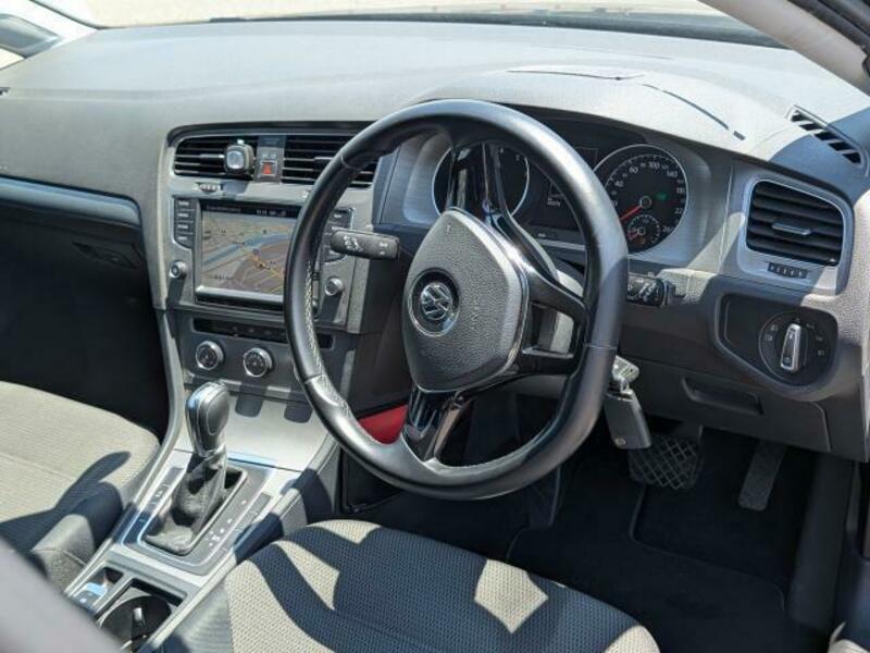GOLF VARIANT