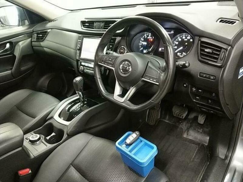 X-TRAIL-2