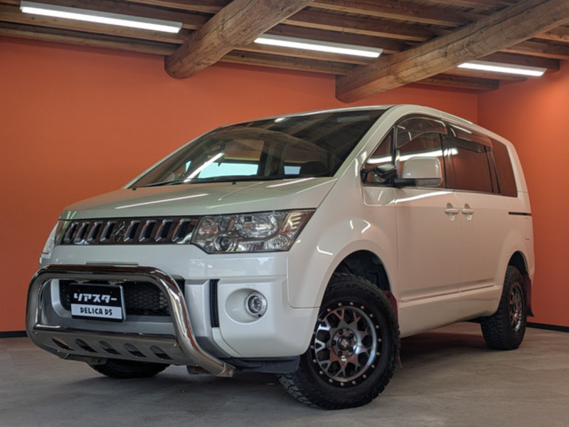 MITSUBISHI DELICA D5
