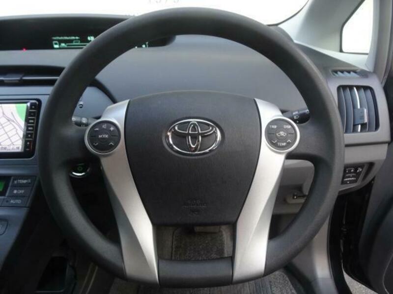 PRIUS-15