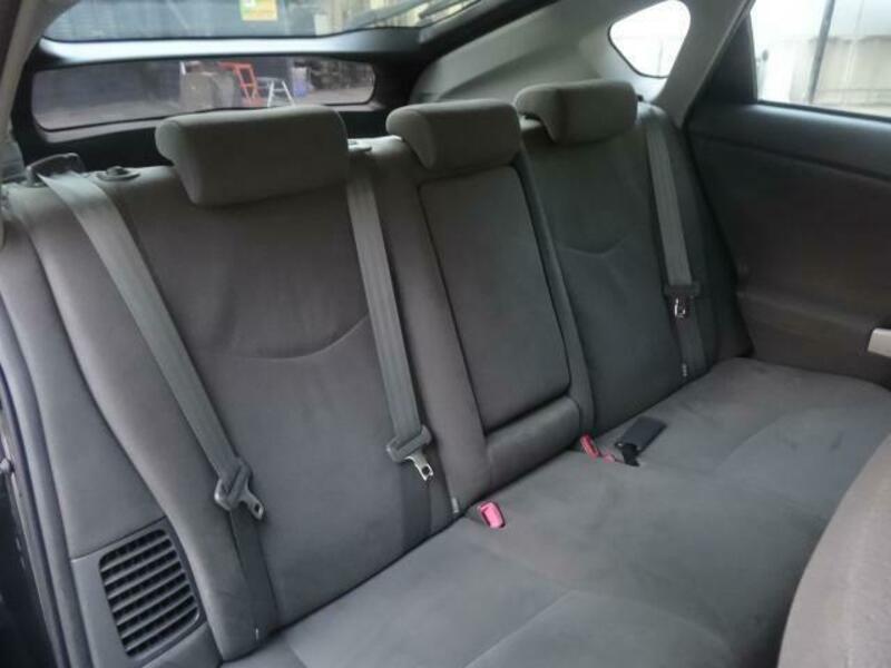 PRIUS-11