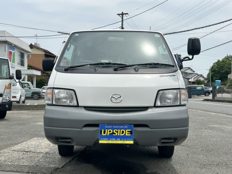 BONGO VAN-18