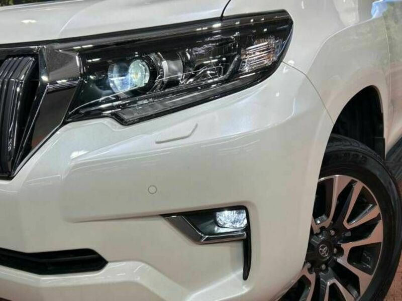 LAND CRUISER PRADO-13