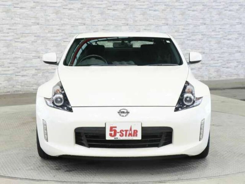 FAIRLADY Z-9