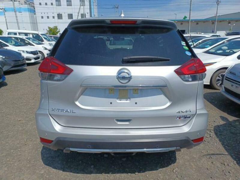 X-TRAIL-4