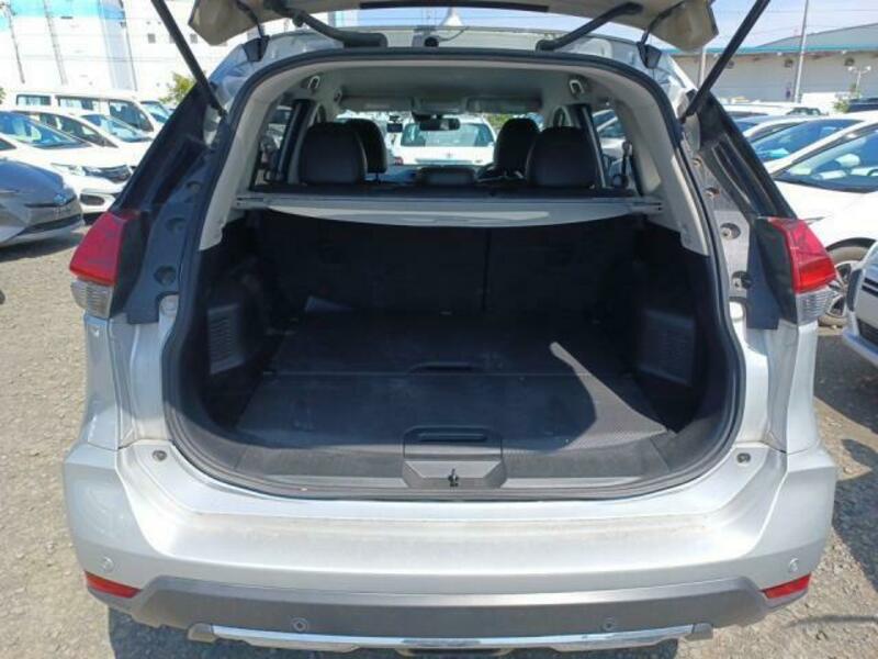 X-TRAIL-5