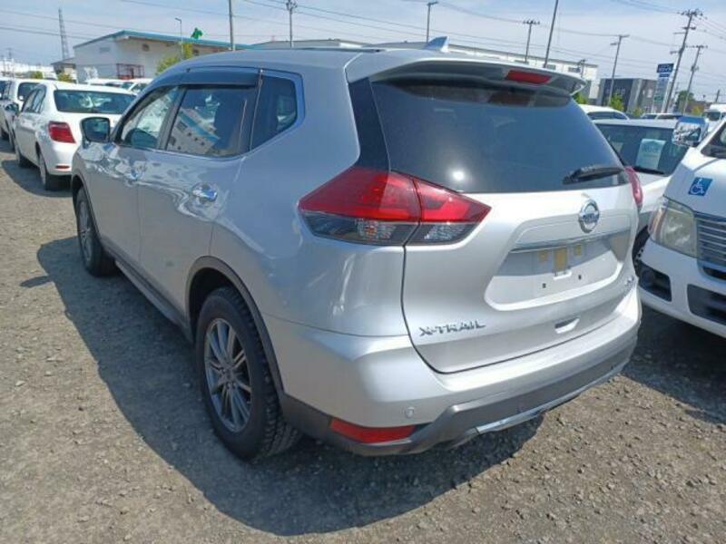 X-TRAIL-2