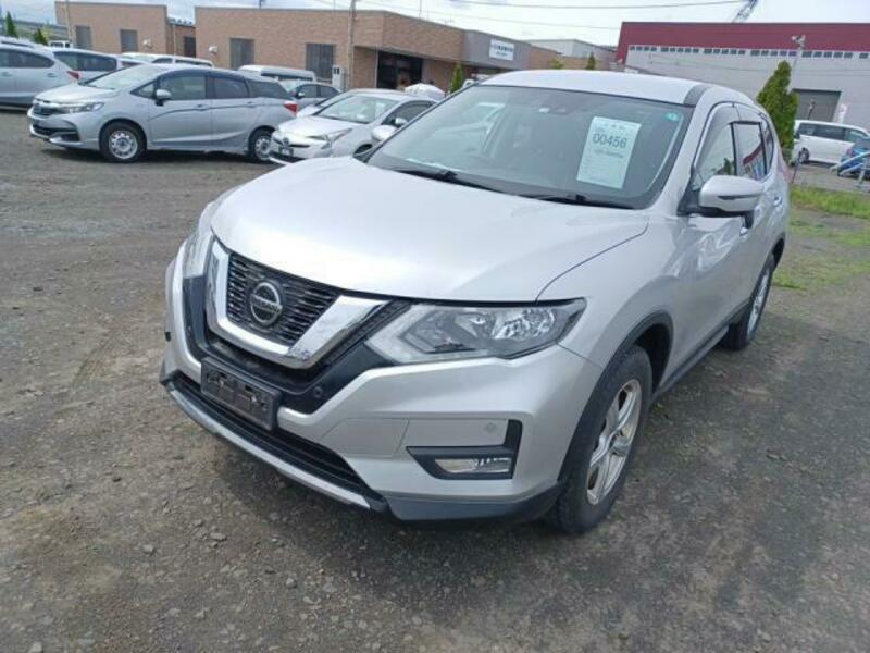 X-TRAIL
