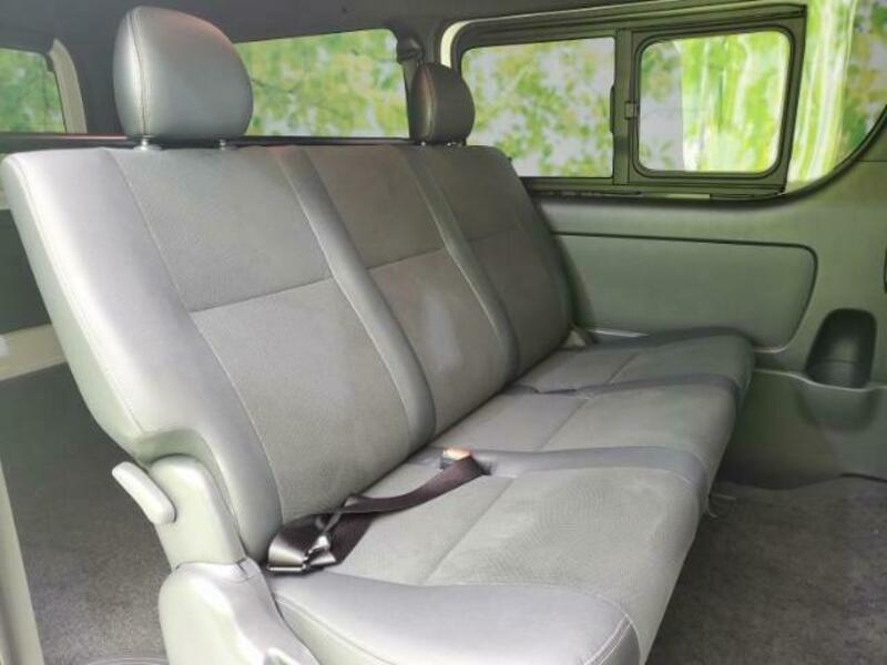 HIACE VAN-4