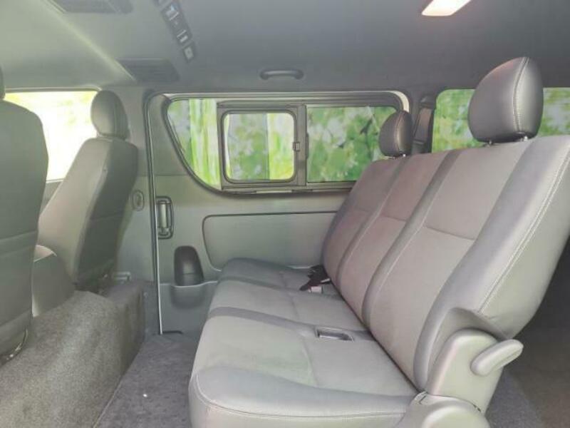 HIACE VAN-6
