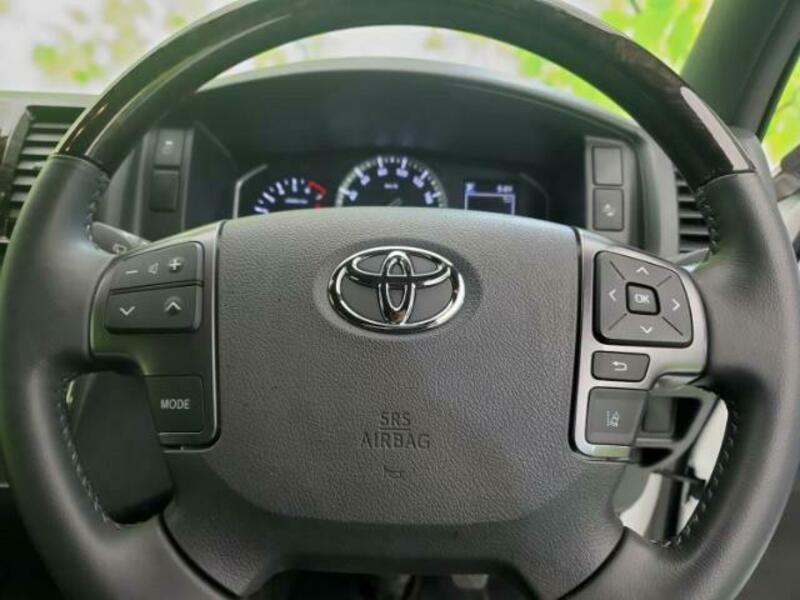 HIACE VAN-12