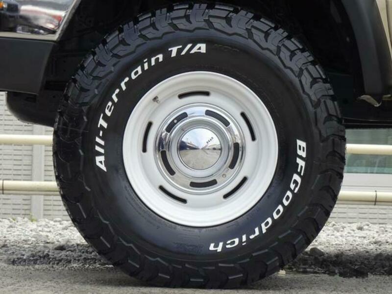 HILUX SURF