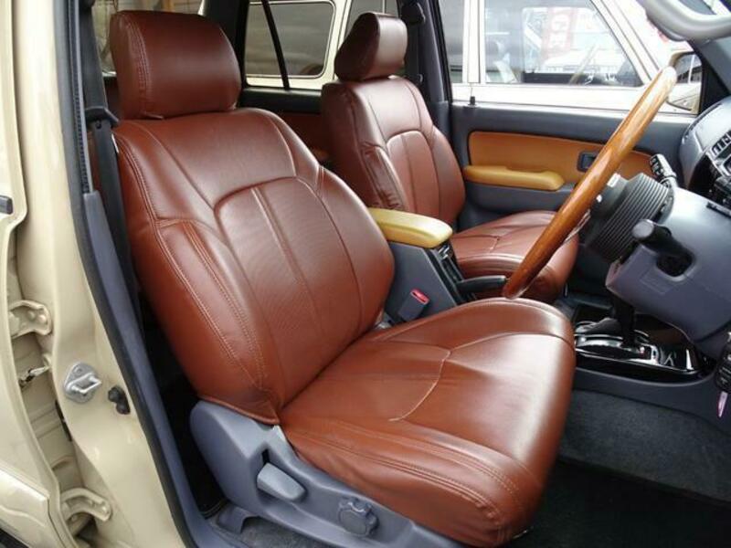 HILUX SURF