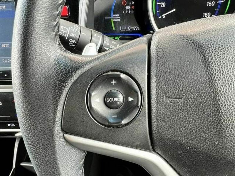 FIT HYBRID