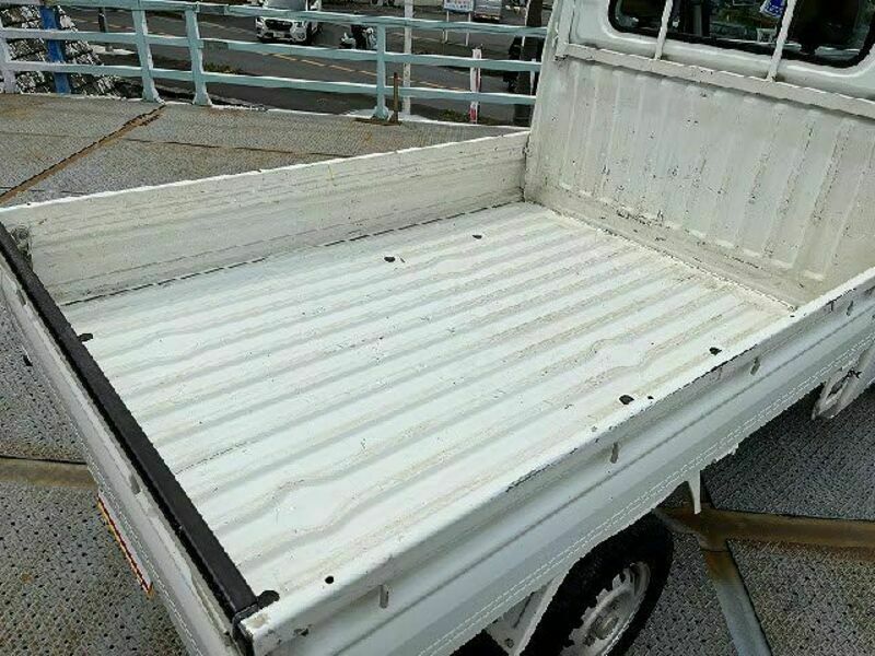MINICAB TRUCK