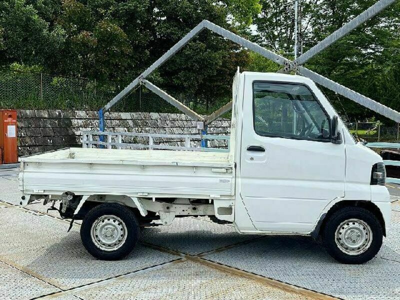 MINICAB TRUCK