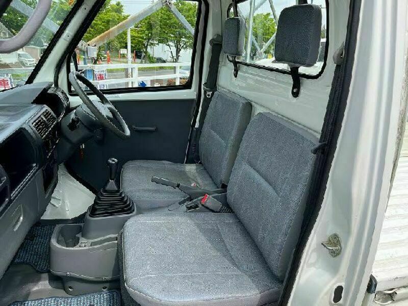 MINICAB TRUCK