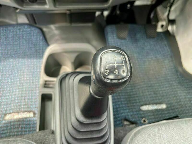 MINICAB TRUCK