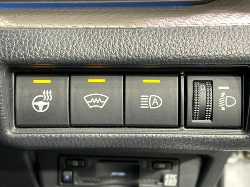 PRIUS-5