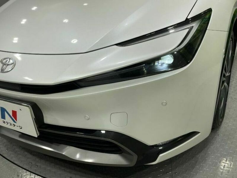 PRIUS-11