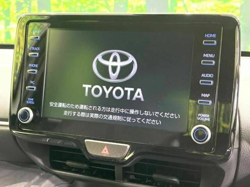 YARIS CROSS