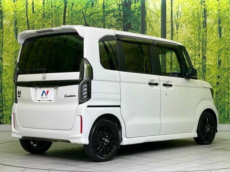 N BOX CUSTOM