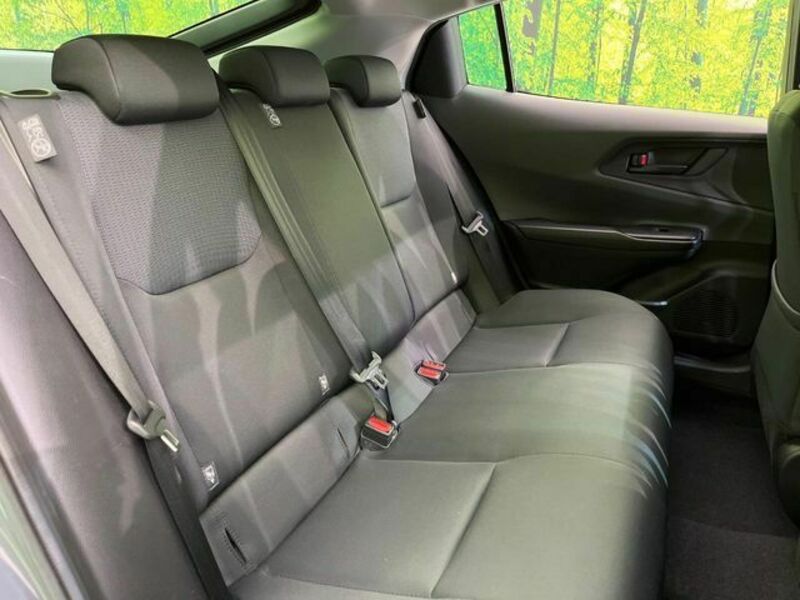 PRIUS-8