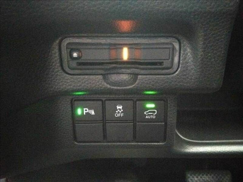 N BOX