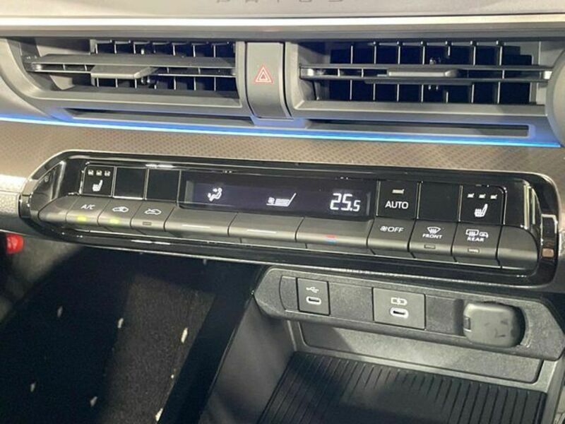 PRIUS-6