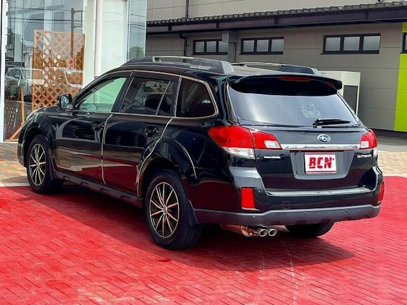 LEGACY OUTBACK