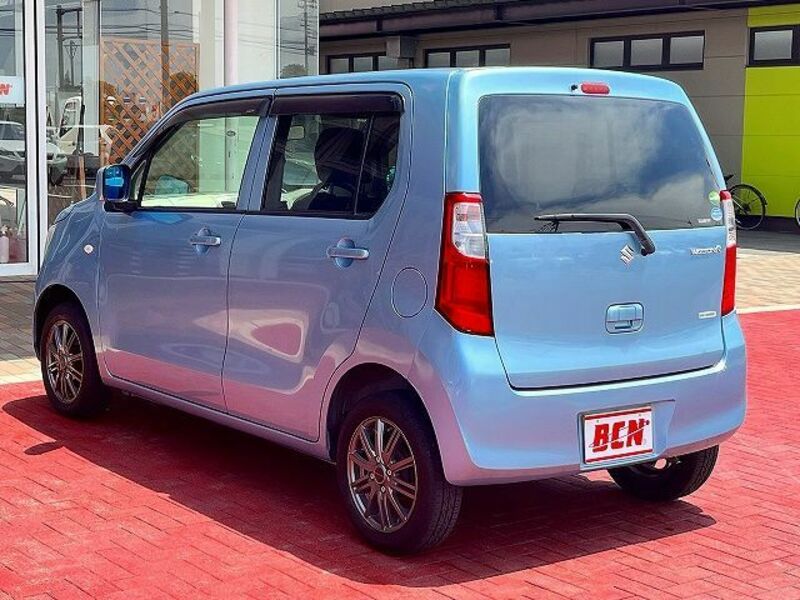 WAGON R-8