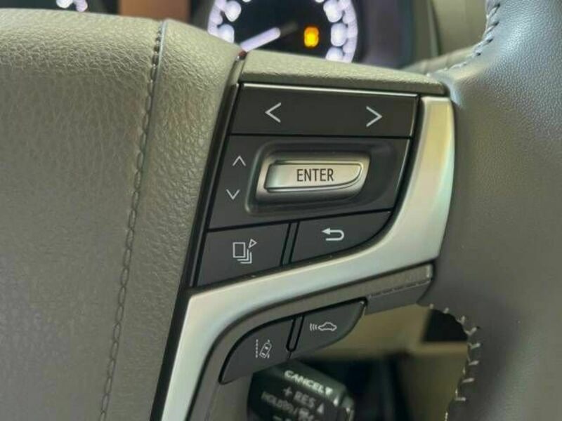 LAND CRUISER PRADO-6