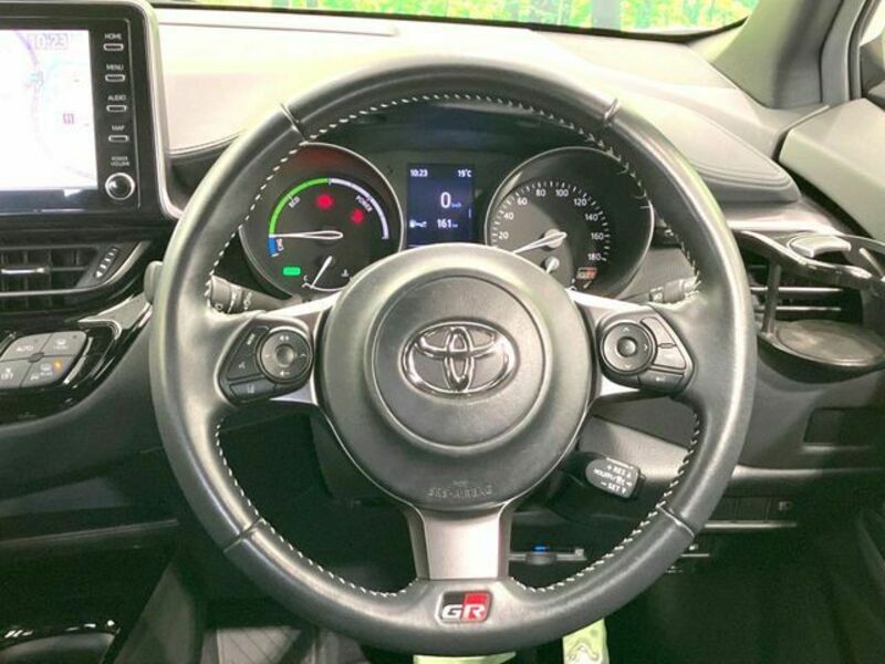 C-HR-10