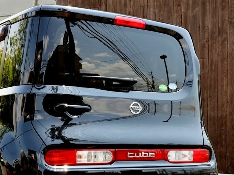 CUBE