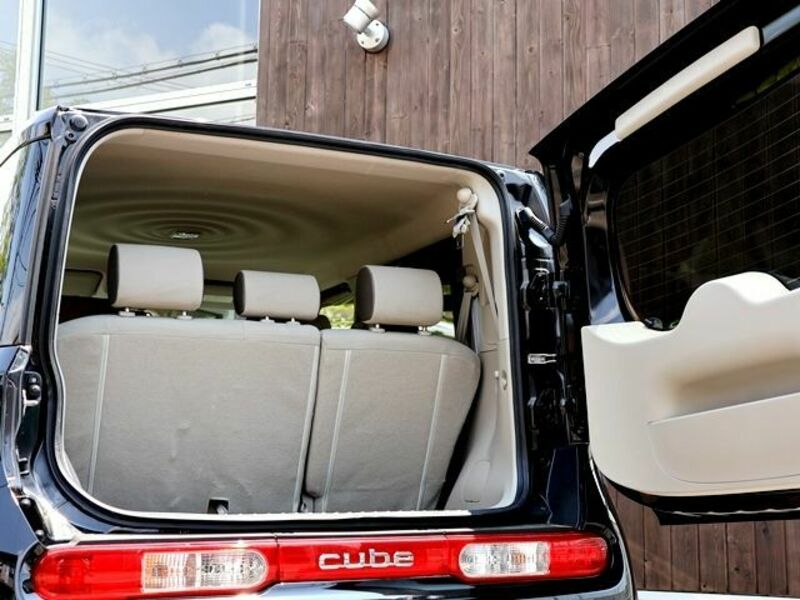 CUBE