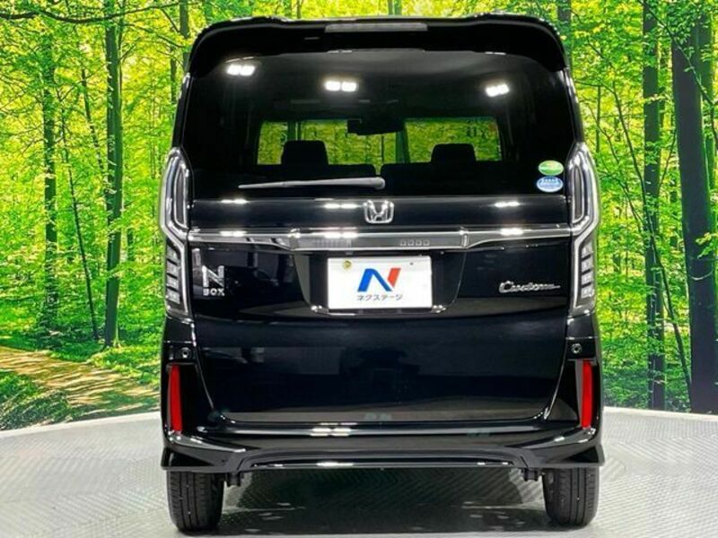 N BOX CUSTOM